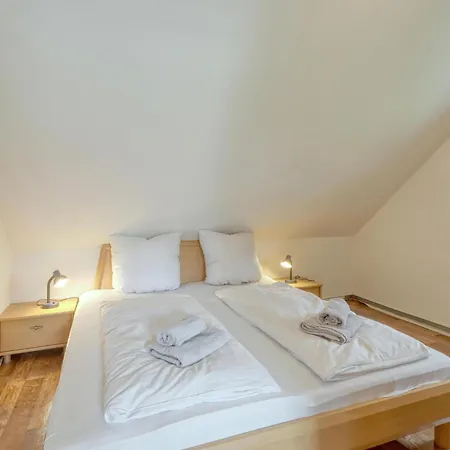 2 Bedroom In Apartamento *